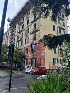 Appartamento in Piazza Manin 3 in zona Castelletto a Genova