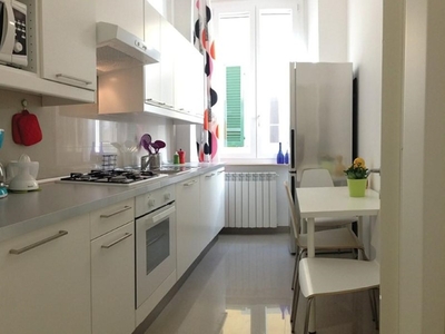 Bilocale in Affitto a Pisa, 950€, 60 m², arredato
