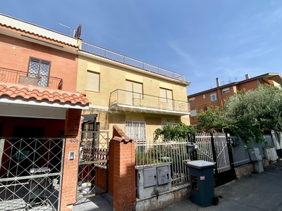 Casa a Ciampino in Via Antonio Locatelli