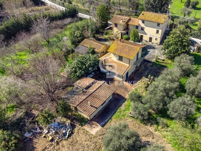 Casa in vendita in Pietrasanta, Italia