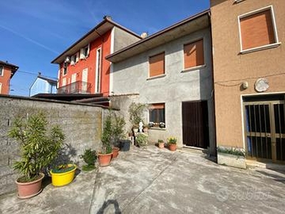 CASA INDIPENDENTE A BORGO SAN GIACOMO