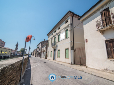 Palazzo a Battaglia Terme - Rif. MLS1056-1212