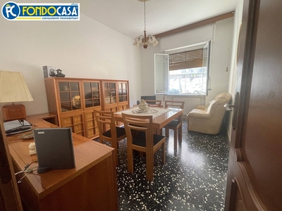 Quadrilocale in Vendita a Savona, 130'000€, 74 m²