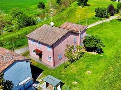 ROLO SPLENDIDA CASA INDIPENDENTE IN CAMPAGNA