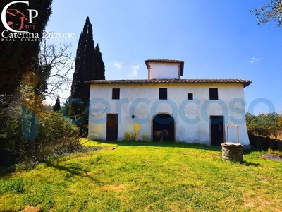 Rustico casale da ristrutturare in vendita a San Casciano In Val Di Pesa