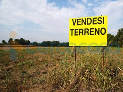 Terreno edificabile in vendita in Via Roma, Isola Rizza