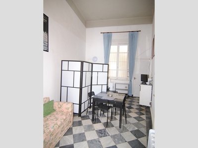 Trilocale in Affitto a Livorno, zona Centro, 800€, 60 m², arredato