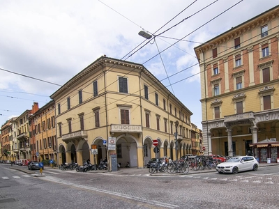 Vendita Appartamento, in zona GALVANI, BOLOGNA