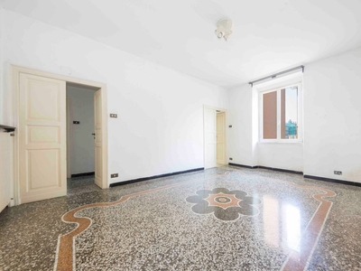 Vendita Appartamento Salita Di Granarolo, Genova