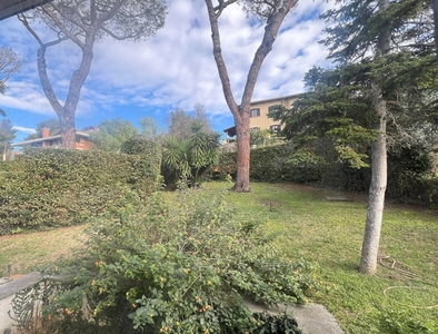 Villa di 400 mq in vendita - Roma