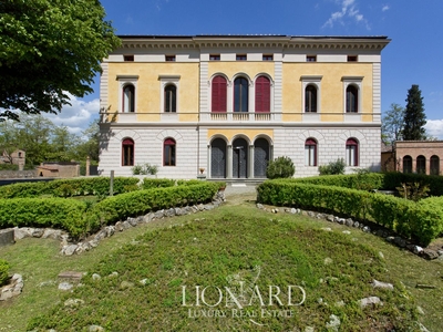 Villa di lusso in vendita a Siena