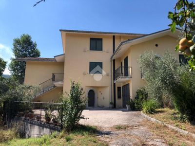 Villa nuova a Montemarano - Villa ristrutturata Montemarano