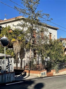 Casa indipendente in vendita a Scafa Zona Stadio