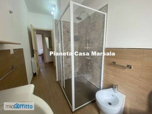 Appartamento arredato con terrazzo Centro urbano