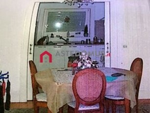 Appartamento in Vendita a Napoli, 238'000€, 154 m²