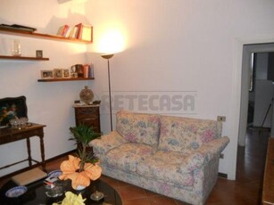 Appartamento in Vendita a Siena, zona Romana, 360'000€, 100 m²