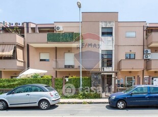 Appartamento in Vendita in Strada 11 12 a Giarre