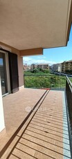 Appartamento in Vendita in Via Archimede a Acireale