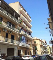 Appartamento in Vendita in Via Baldassare Zamparrone 1 a Palermo