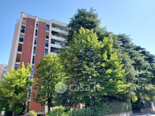 Appartamento in Vendita in Via Fossolo 58 a Bologna