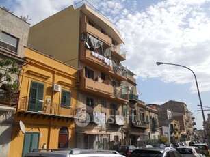 Appartamento in Vendita in Via G. Evangelista di Blasi 75 a Palermo
