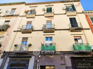 Appartamento in Vendita in Via Giusso 29 a Napoli