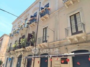 Appartamento in Vendita in Via La Piana a Catania