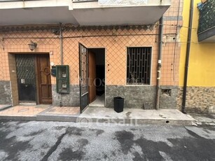 Appartamento in Vendita in Via Michelangelo Buonarroti a Misterbianco