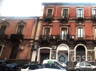 Appartamento in Vendita in Via Papale a Catania