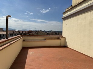 Appartamento in Via Gianni in zona Porta a Prato, San Iacopino, Statuto, Fortezza a Firenze