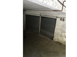 Box/Garage/Posto auto in affitto a Atripalda