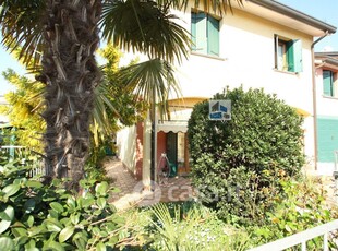 Casa Bi/Trifamiliare in Vendita in a Santa Maria di Sala