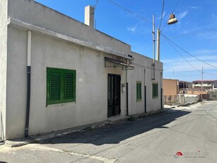 Casa indipendente in Vendita a Melito di Porto Salvo Traversa Cesare Battisti