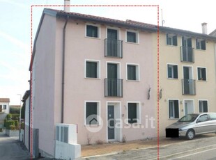 Casa indipendente in Vendita in Via Codalunga a Zugliano