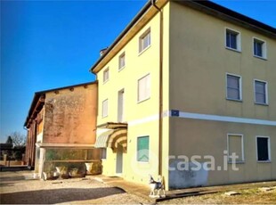 Casa indipendente in Vendita in Via Roma a Bolzano Vicentino