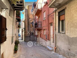 Casa indipendente in Vendita in Vicolo Frattiglione 9 a Corleone