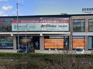 Locale commerciale / Negozio in vendita a Ancona Baraccola
