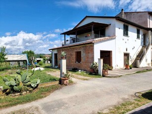 Porzione di casa in Vendita a Santa Maria a Monte Via S. Donato, 107