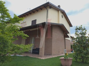 Prestigiosa villa di 161 mq in vendita Via Luigi Longo, Castel Maggiore, Emilia-Romagna