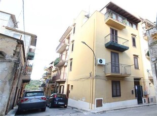 Quadrilocale in Via Zolfari a Casteldaccia