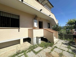 Trilocale in zona Donoratico a Castagneto Carducci