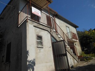 Vendita Casa Indipendente in Vairano Patenora