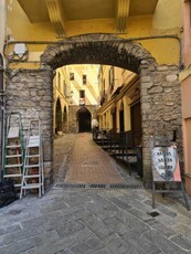 via santo Stefano 24 monolocale 20mq