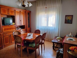 Villa a schiera in ottime condizioni in zona San Lorenzo a Campi Bisenzio