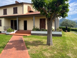 Villa con box, San Giuliano Terme campo