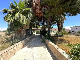 Villa da ristrutturare in zona s. Vito,lama,carelli a Taranto