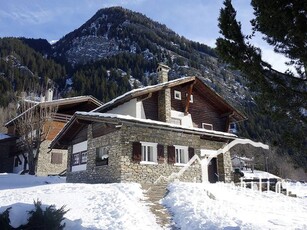 Villa in Località Verrand, 1 a Courmayeur