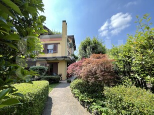 Villa in vendita a Palazzolo sull'Oglio