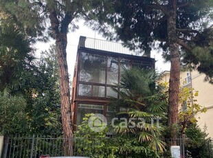 Villa in Vendita in Via dello Sterlino a Bologna