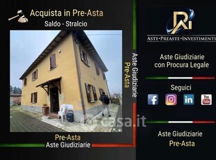 Villa in Vendita in Viale Alcide de Gasperi 2 /4 a Bologna